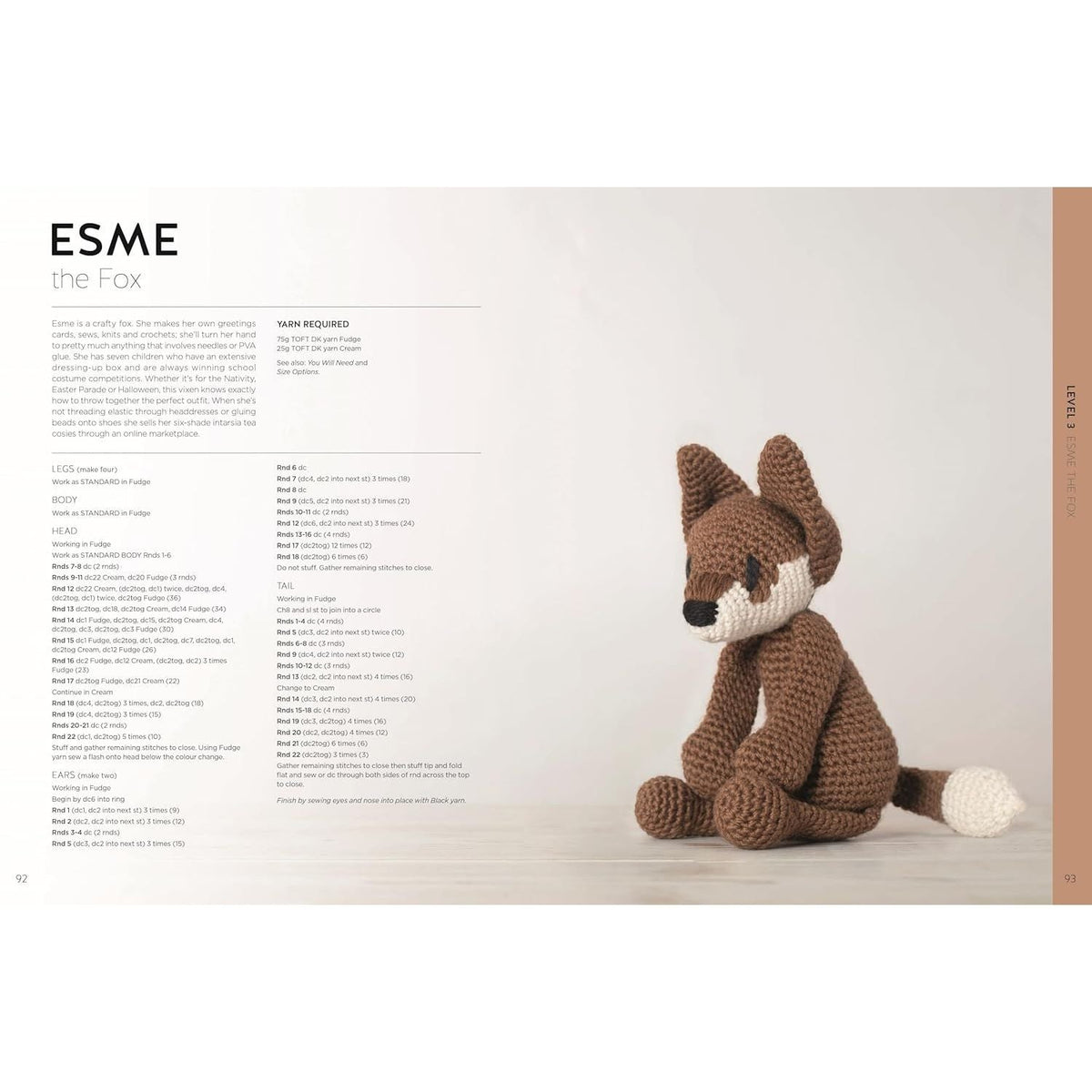 Edward's Menagerie New Edition: Over 50 easy-to-make soft toy animal crochet patterns (Paperback Book)