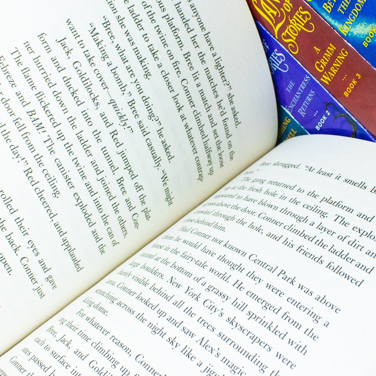 The Land of Stories Series by Chris Colfer: 6 Books Collection Set
